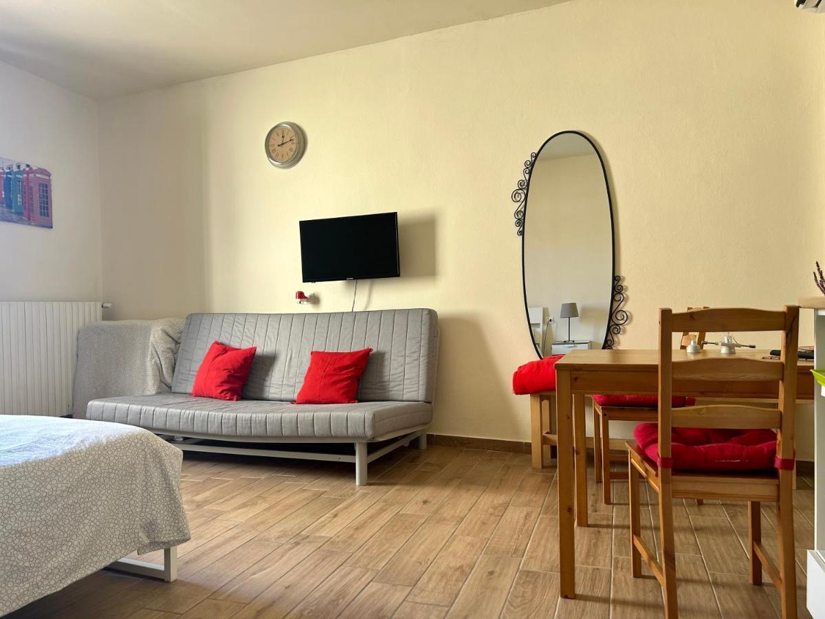 Apartment Nel Centro Della Citta Пистойя Экстерьер фото